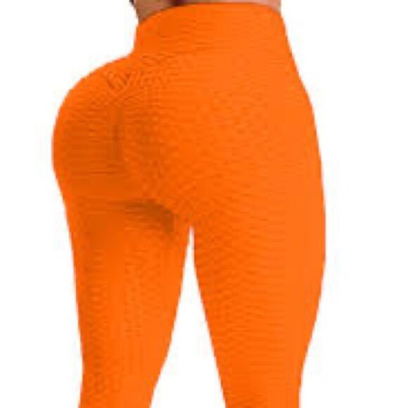 ⭐️FAMOUS TikTok High Waisted Ruched Butt Lift Texture Leggings⭐️ - Picture 2 of 5